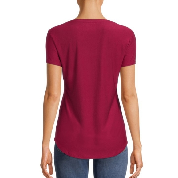 EUC No Boundaries Juniors’ Short Sleeve Brushed V-Neck T-Shirt Size Medium - Picture 3 of 9